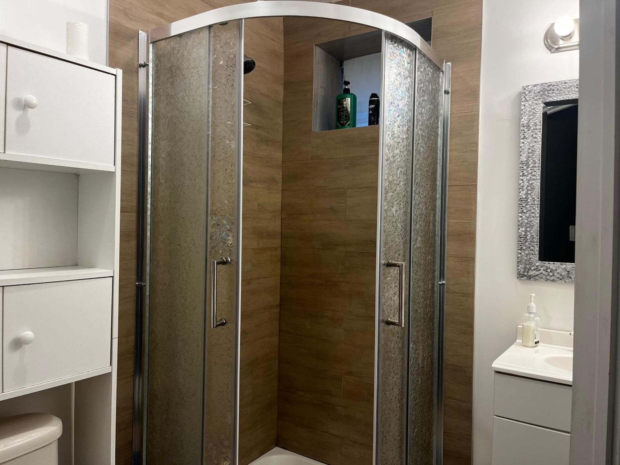Hidden Valley New Basement Suite With Private Bathroom! Calgary Luaran gambar